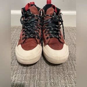 Sk8 Hi MTE Vans